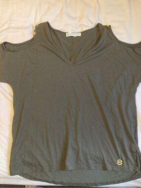 Michael Kors Olive Cold-Shoulder V-Neck Short Sleeve Top